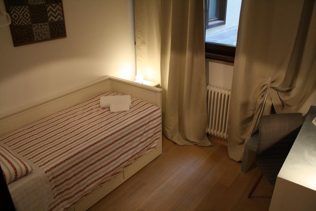 Casa Mia - No Reception Bed & Breakfast Trento Room photo